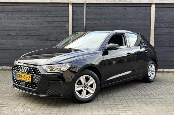 Audi A1 (2023) — foto 1