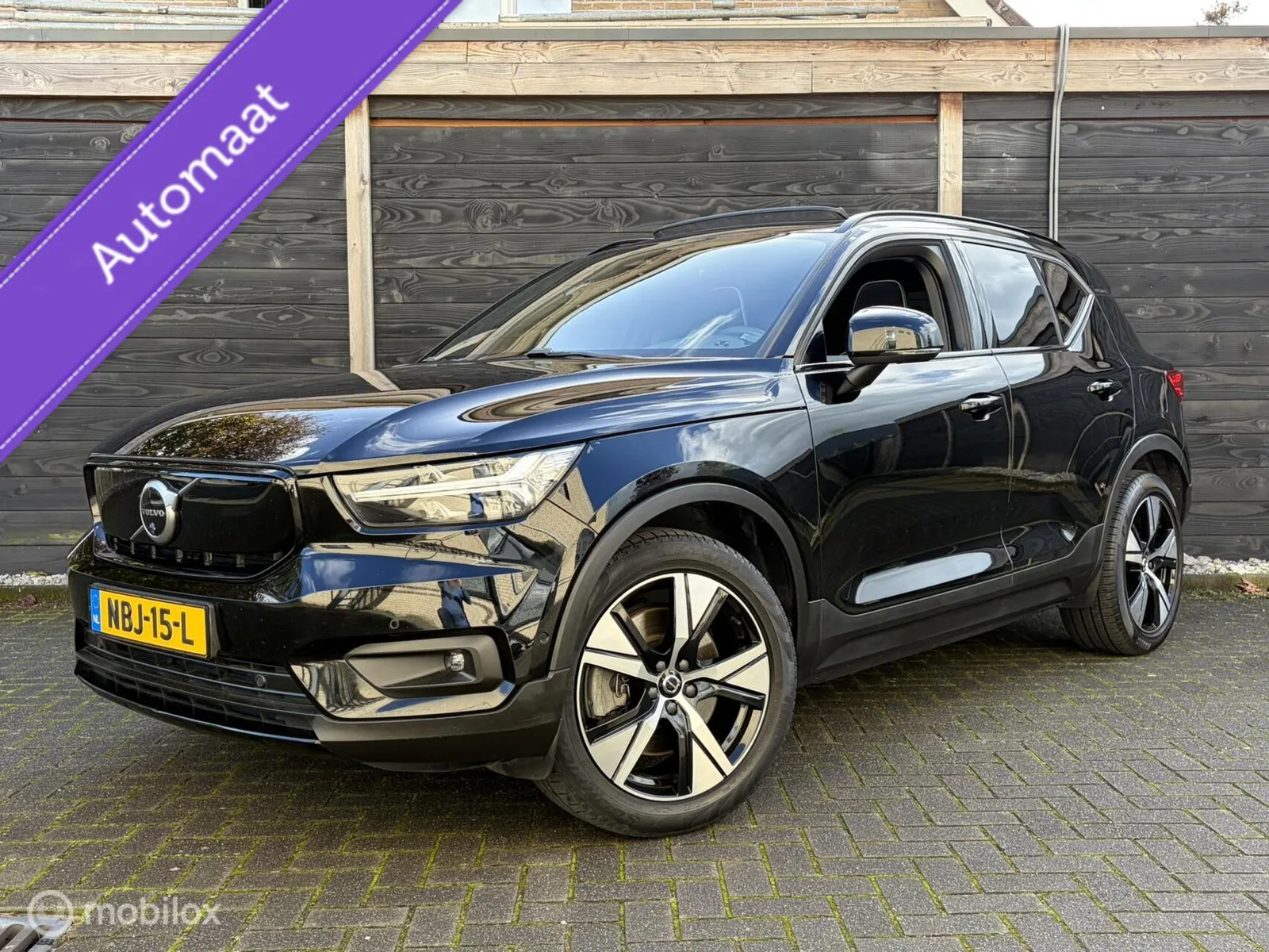 Volvo XC40 (2021) — foto 1