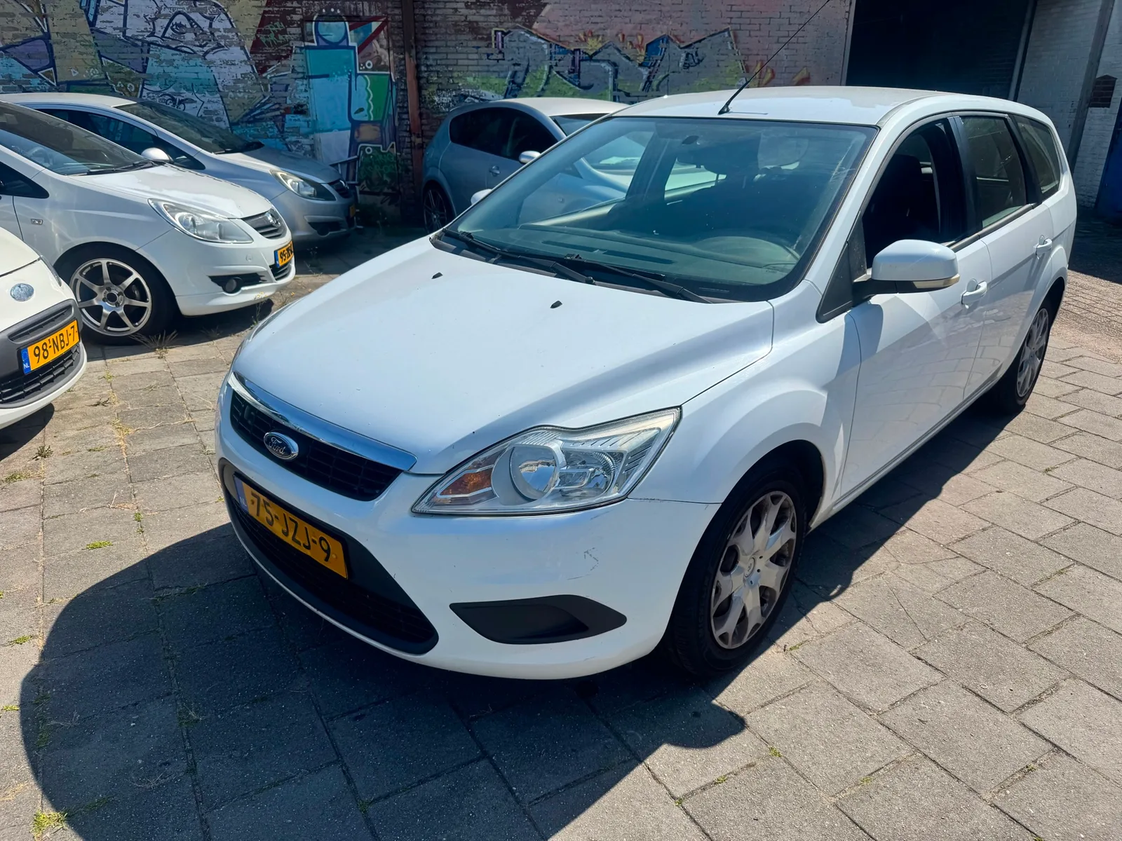 Ford Focus (2009) — foto 1