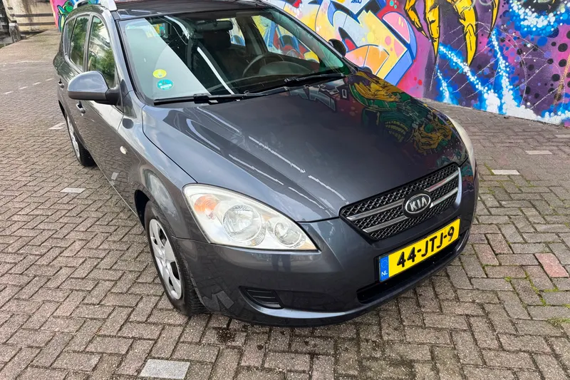Kia Cee'd (2009)