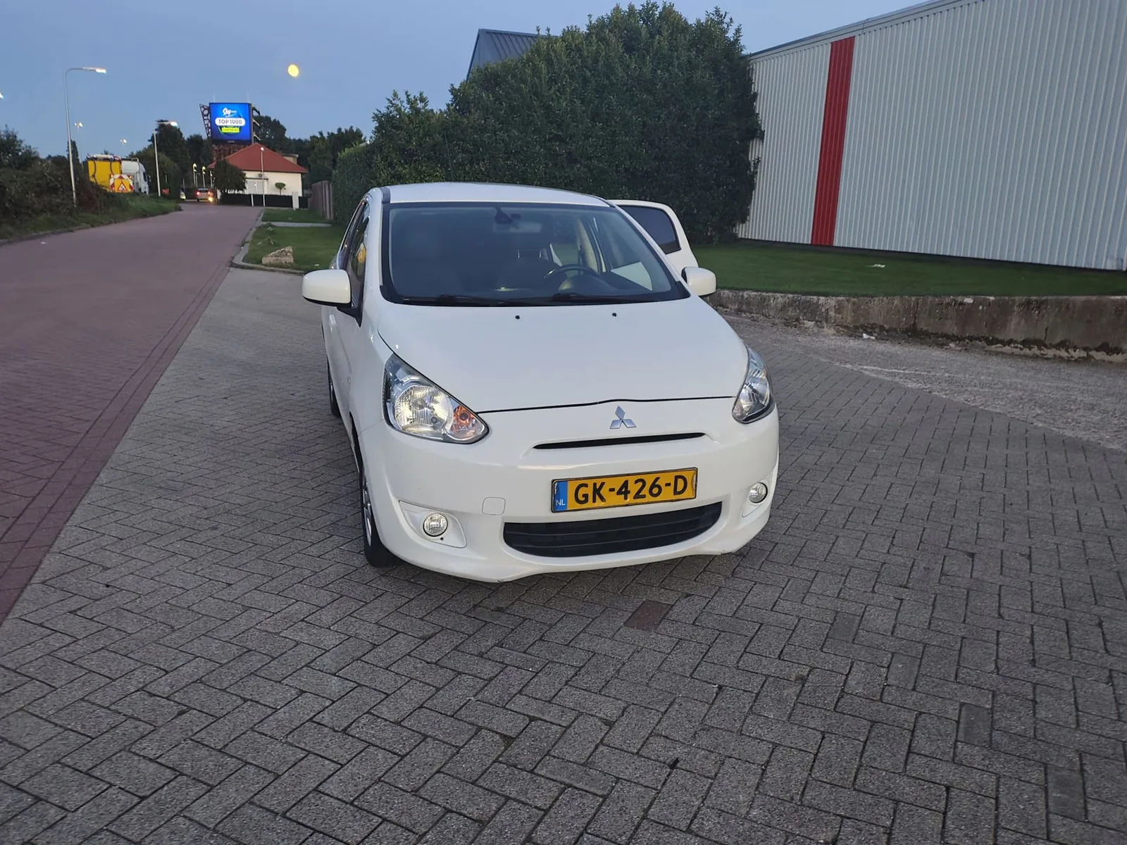 Mitsubishi Space Star (2015) — foto 1