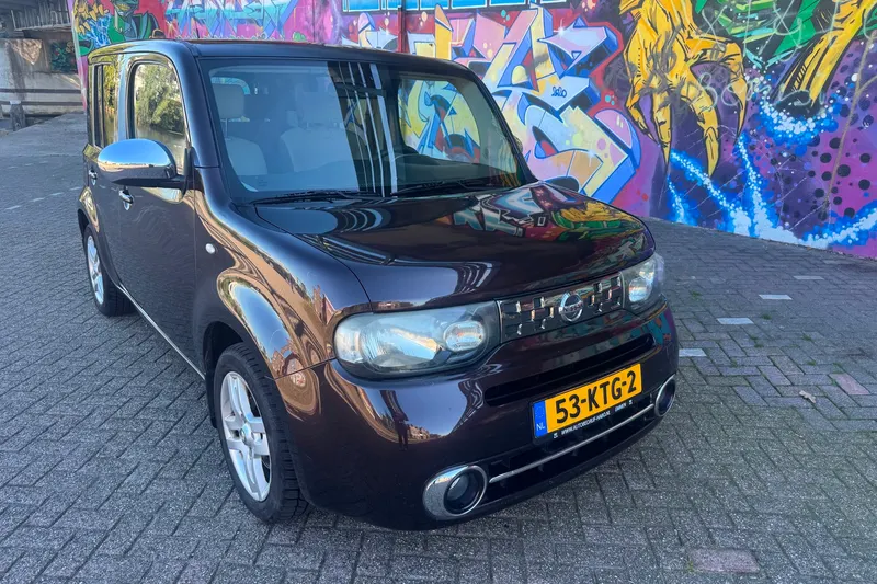 Nissan Cube (2010)