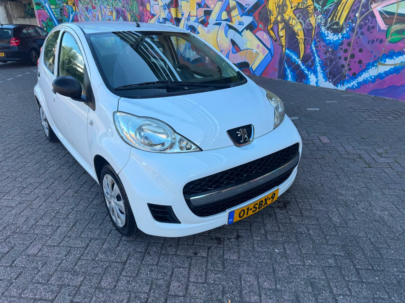 Peugeot 107 (2011) — foto 1