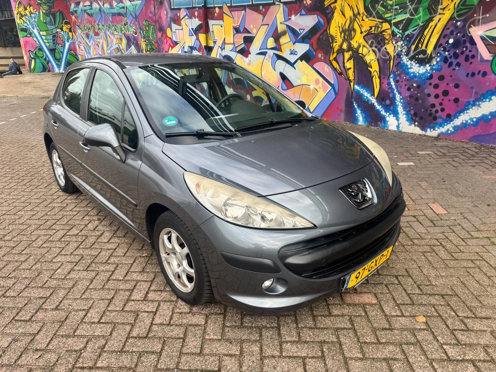 Peugeot 207 (2008) — foto 1