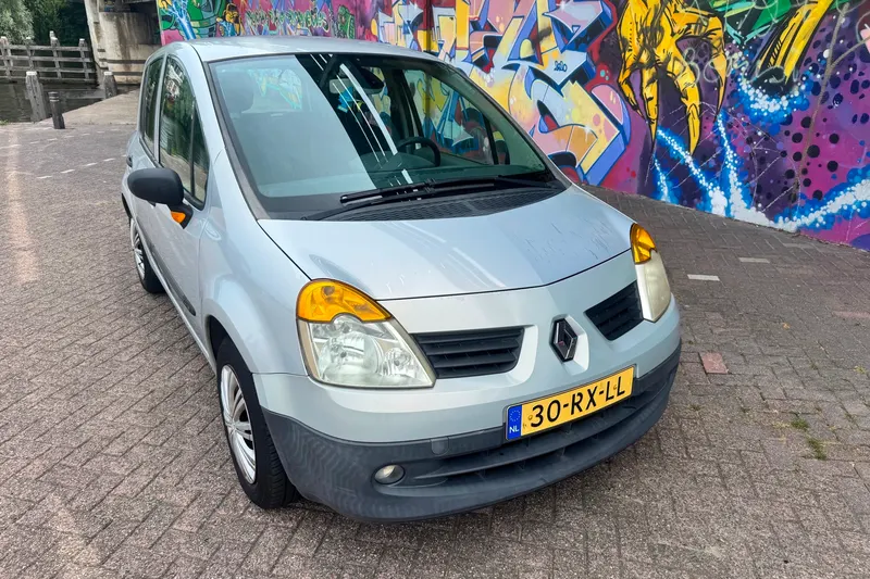 Renault Modus (2005)