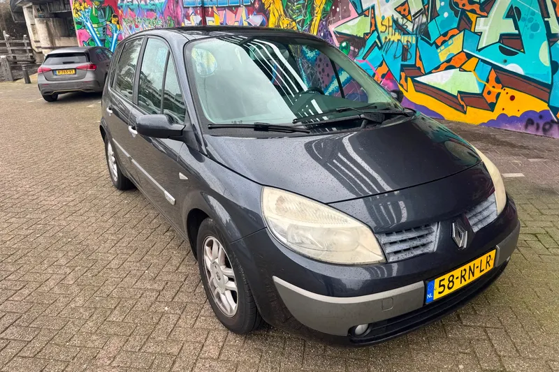 Renault Scénic (2005)