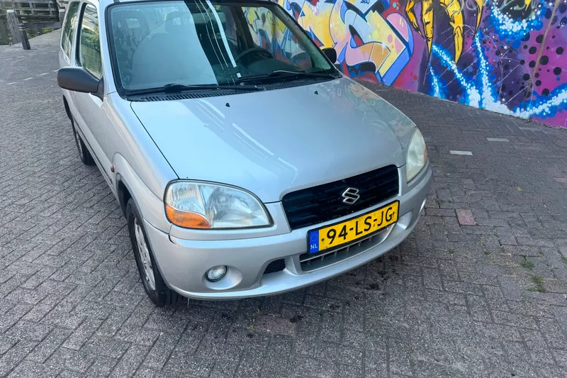 Suzuki Ignis (2003)