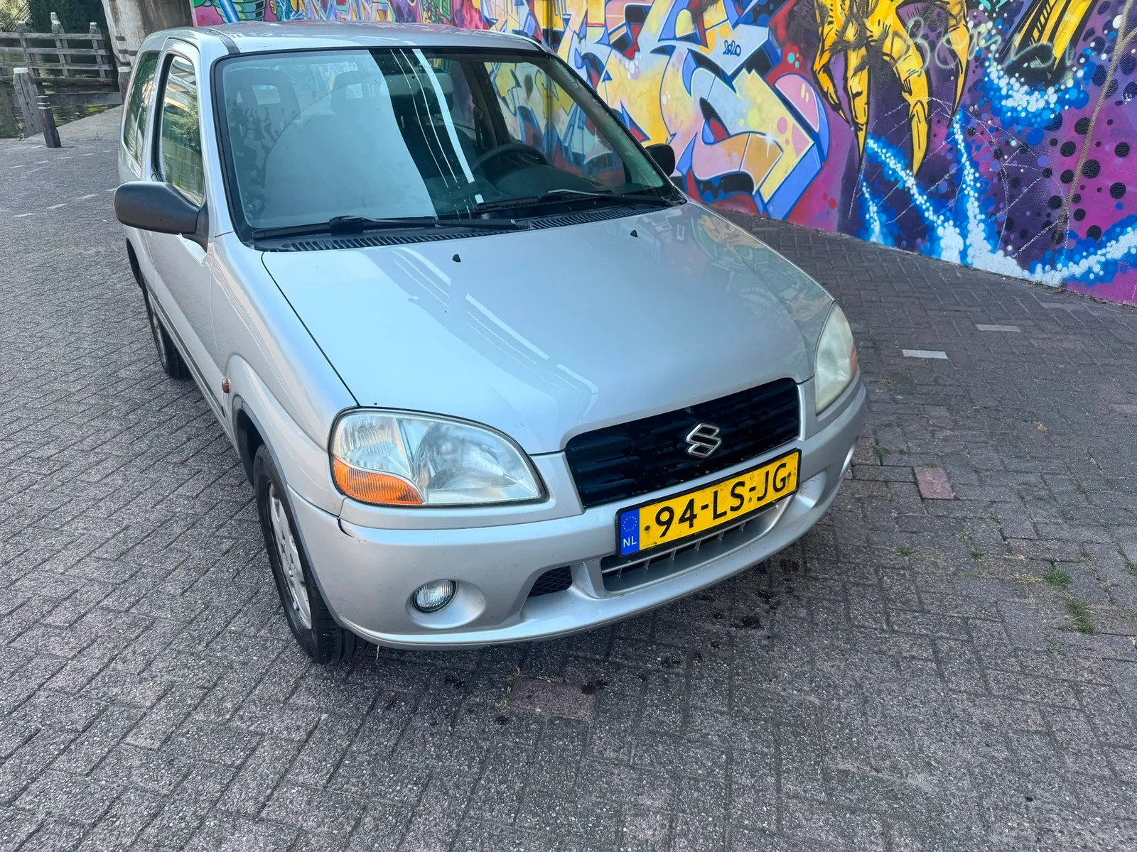 Suzuki Ignis (2003) — foto 1