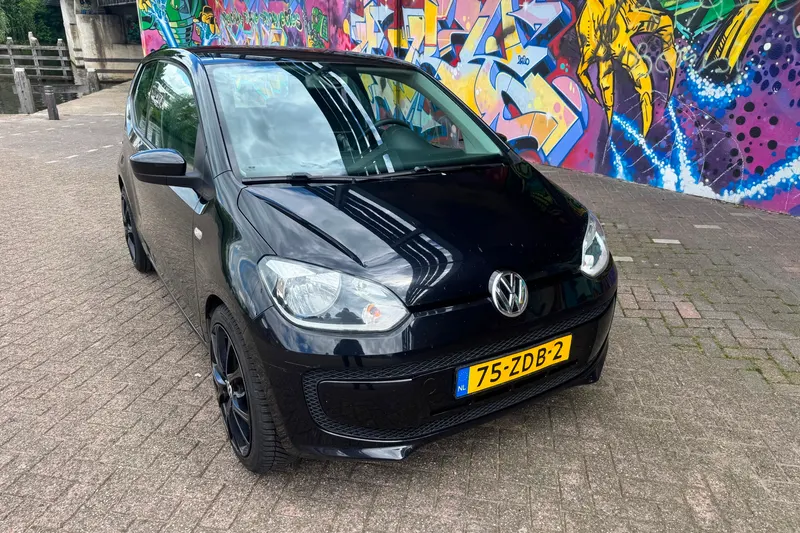 Volkswagen Up! (2012)