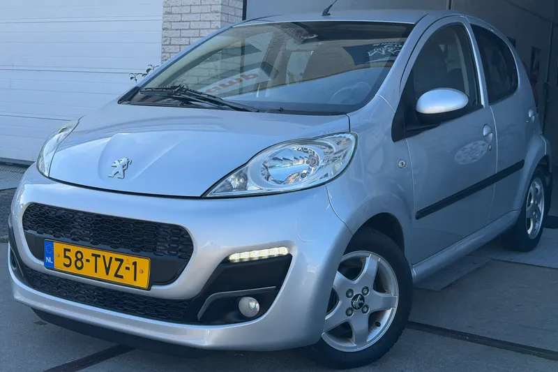 Peugeot 107 (2012)