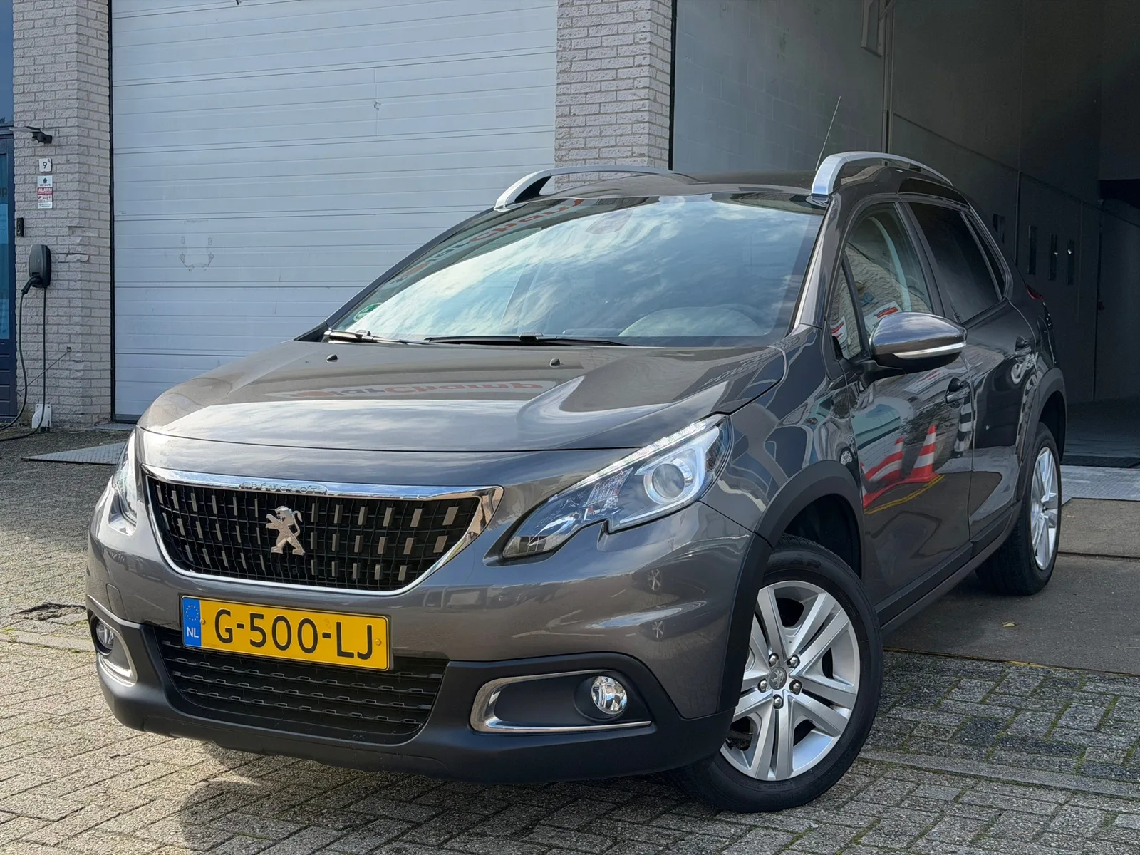 Peugeot 2008 (2019) — foto 1