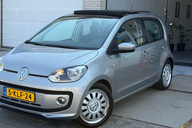 Volkswagen Up! (2013)