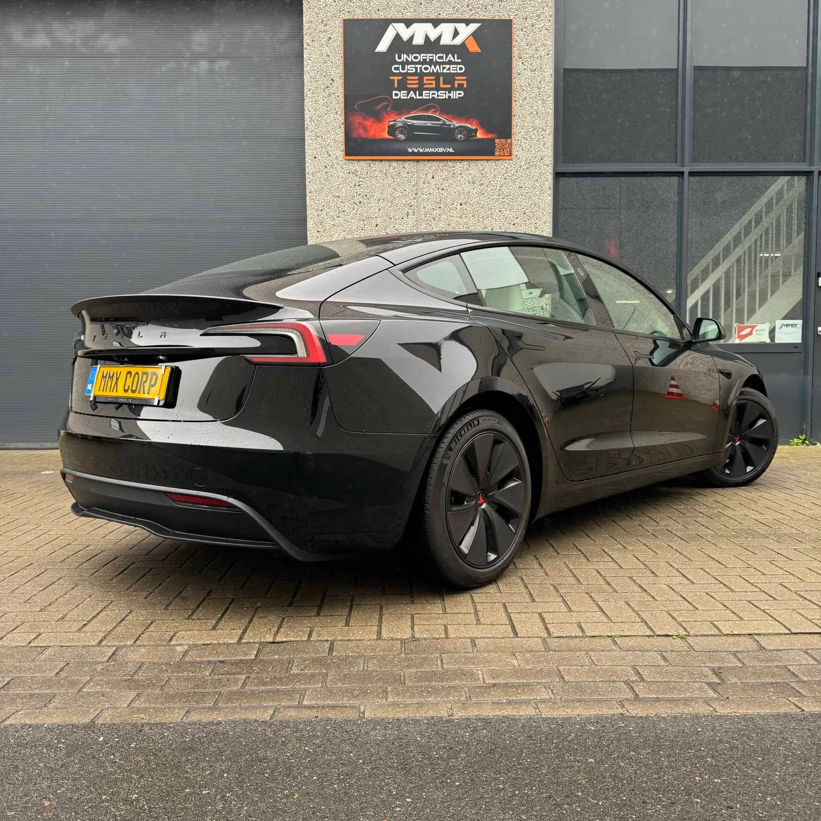 Tesla Model 3 (2024) — foto 1