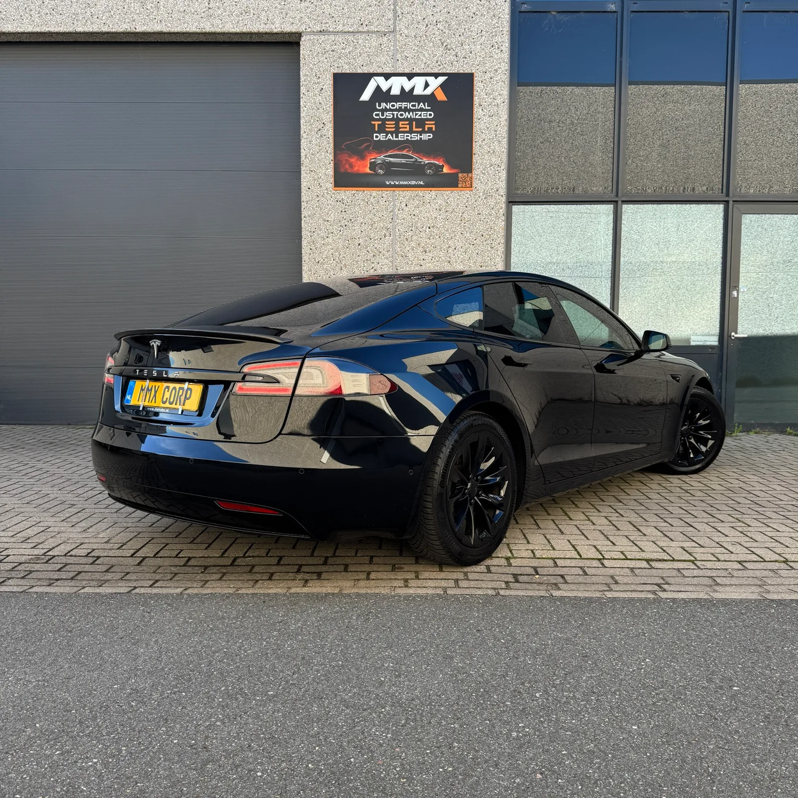 Tesla Model S (2018) — foto 1