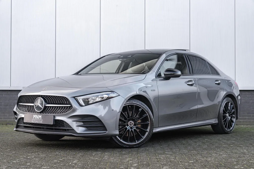 Mercedes-Benz A-Klasse (2020) — foto 1