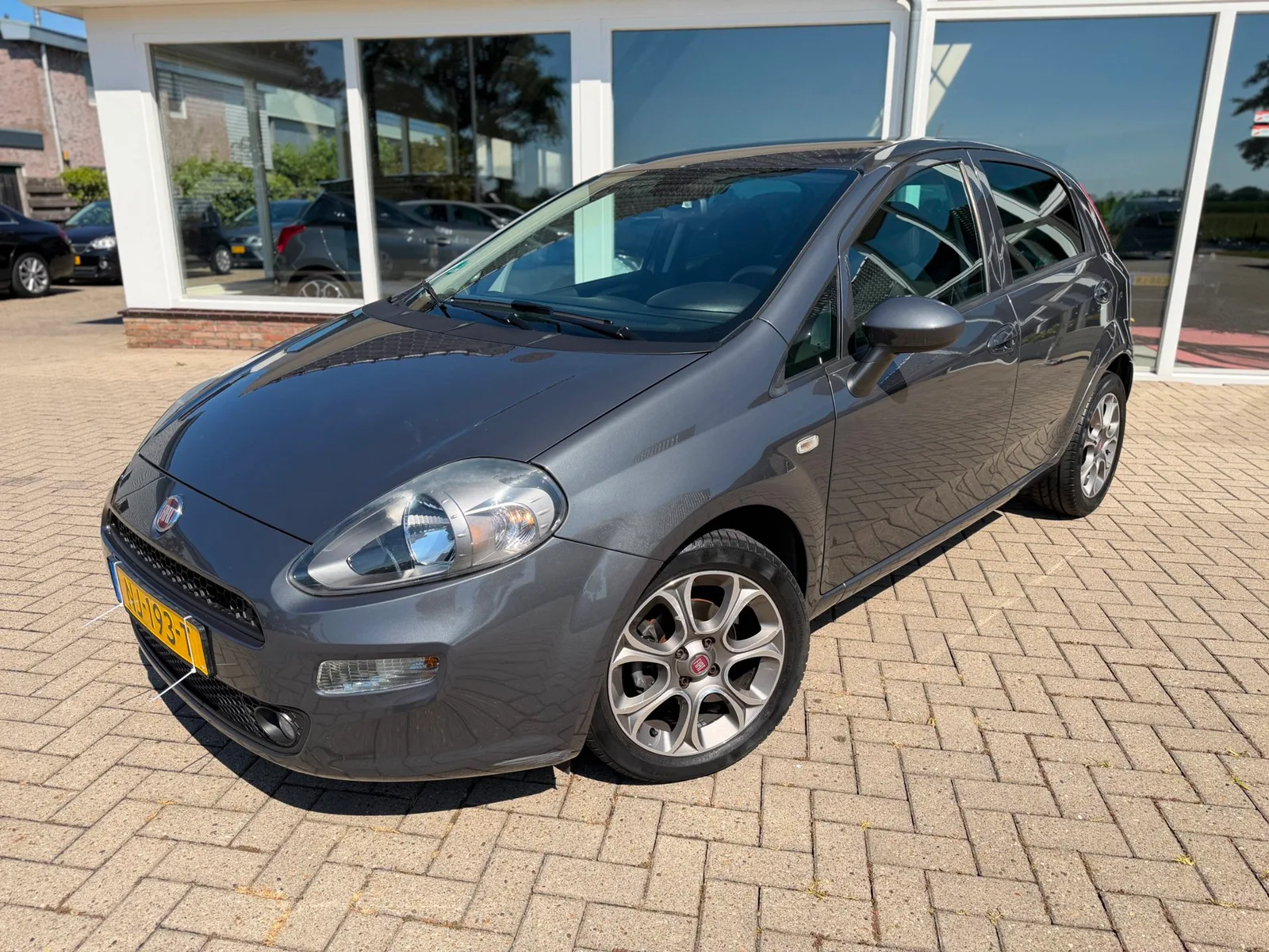 Fiat Punto (2017) — foto 1