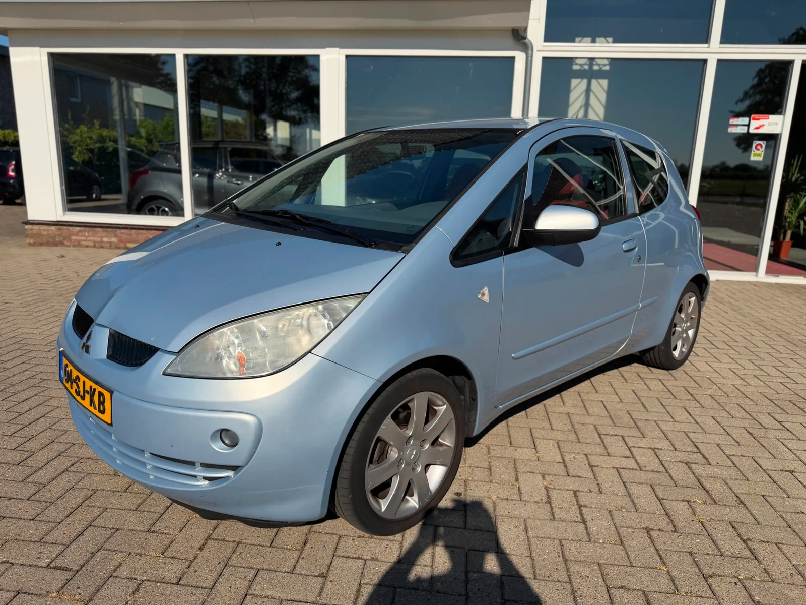 Mitsubishi Colt (2006) — foto 1