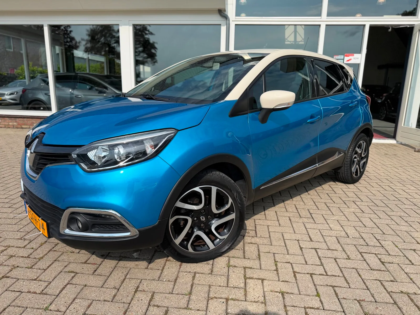 Renault Captur (2013) — foto 1