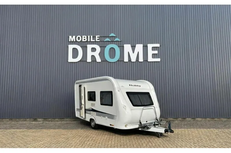 Hobby De Luxe (2015)