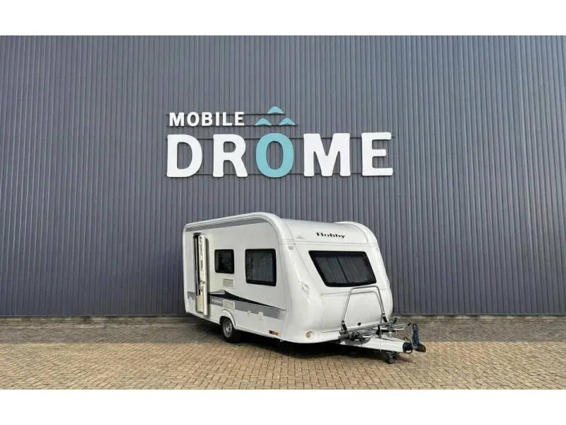 Hobby De Luxe (2015) — foto 1