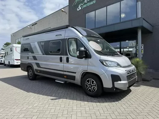 Adria Twin (2026) — foto 1