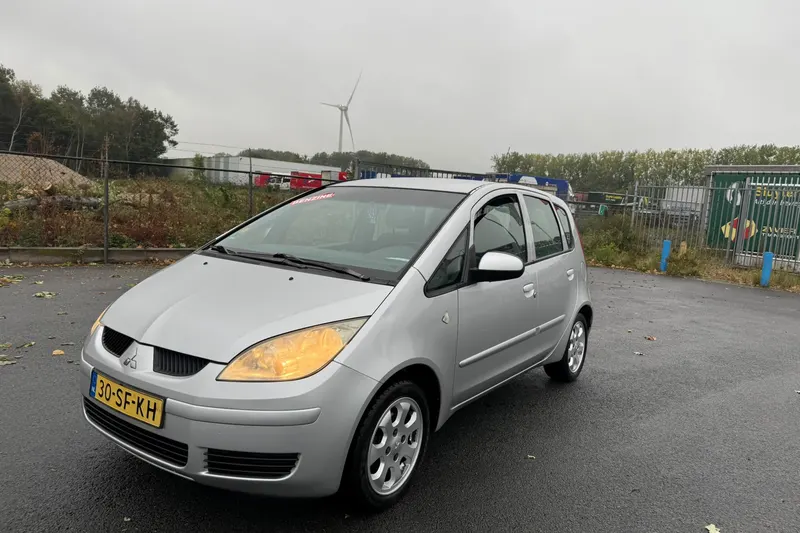Mitsubishi Colt (2005)