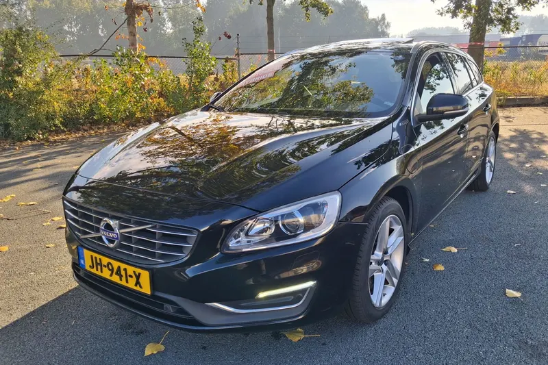 Volvo V60 (2015)