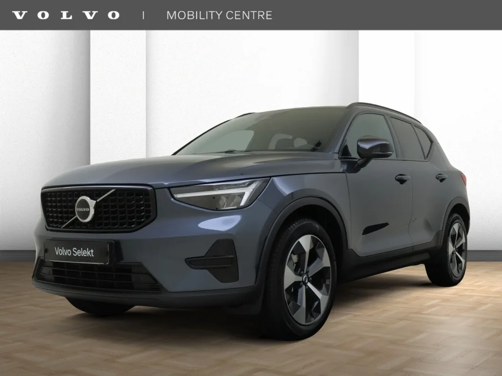 Volvo XC40 (2026) — foto 1