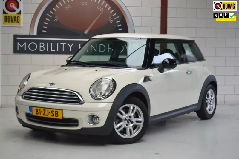 MINI One (2008)