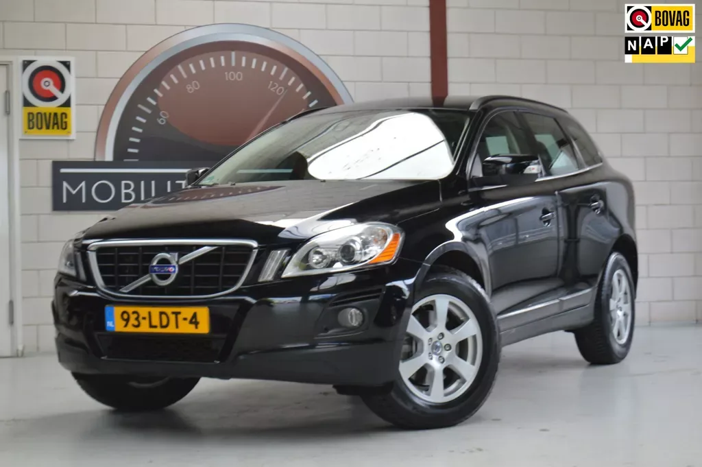Volvo XC60 (2010) — foto 1