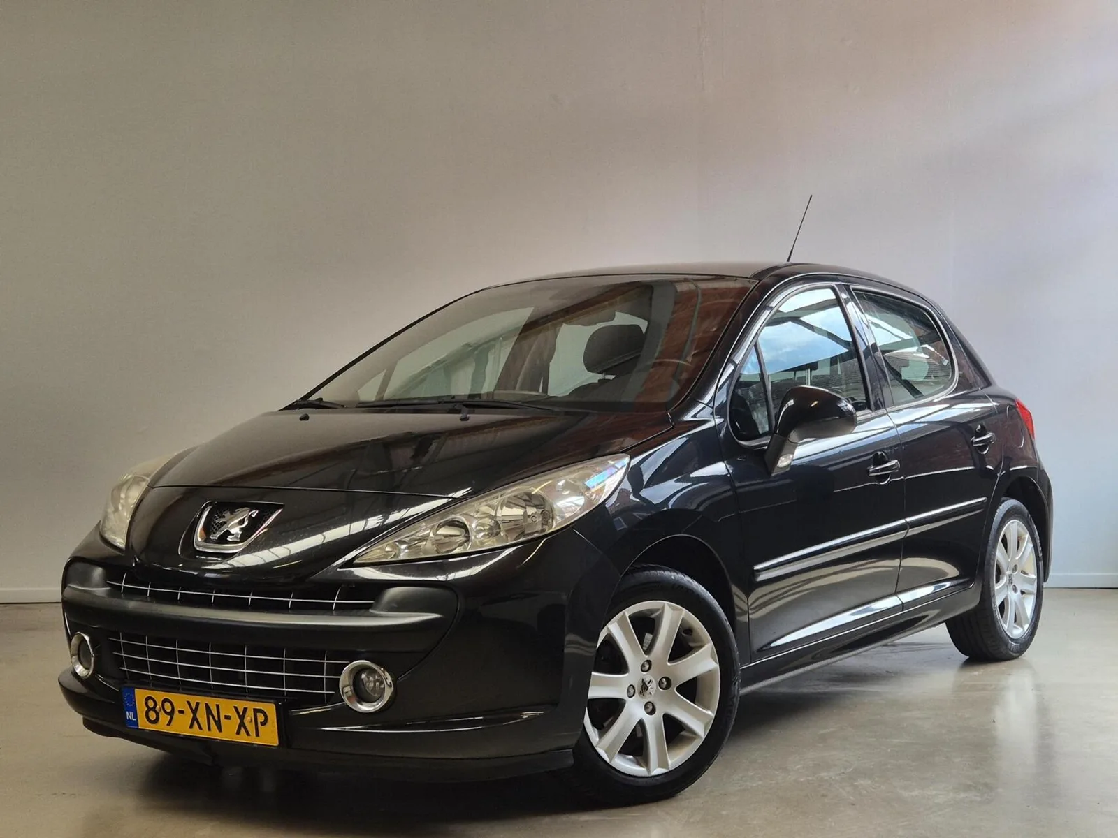 Peugeot 207 (2007) — foto 1