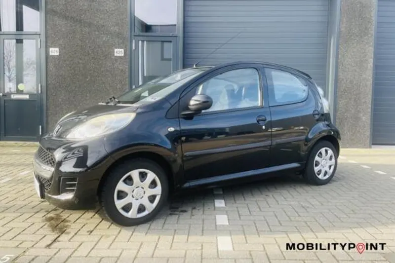 Peugeot 107 (2010)