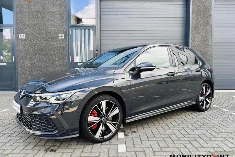 Volkswagen Golf (2021)