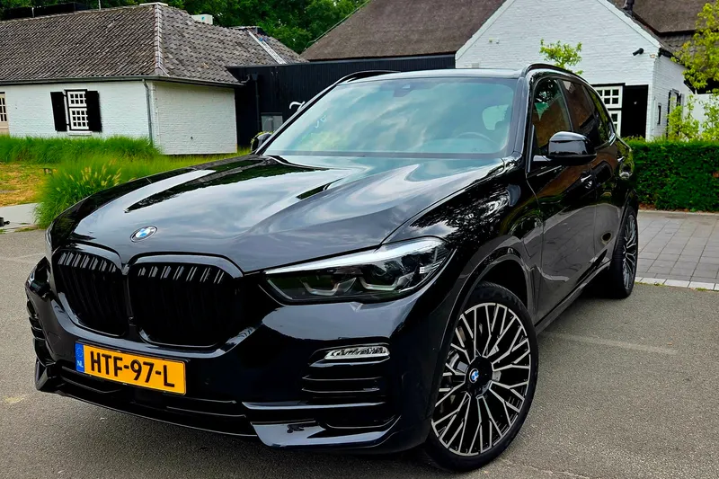 BMW X5 (2019)