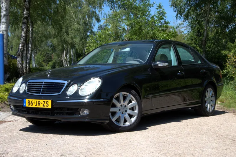 Mercedes-Benz E-Klasse (2002)