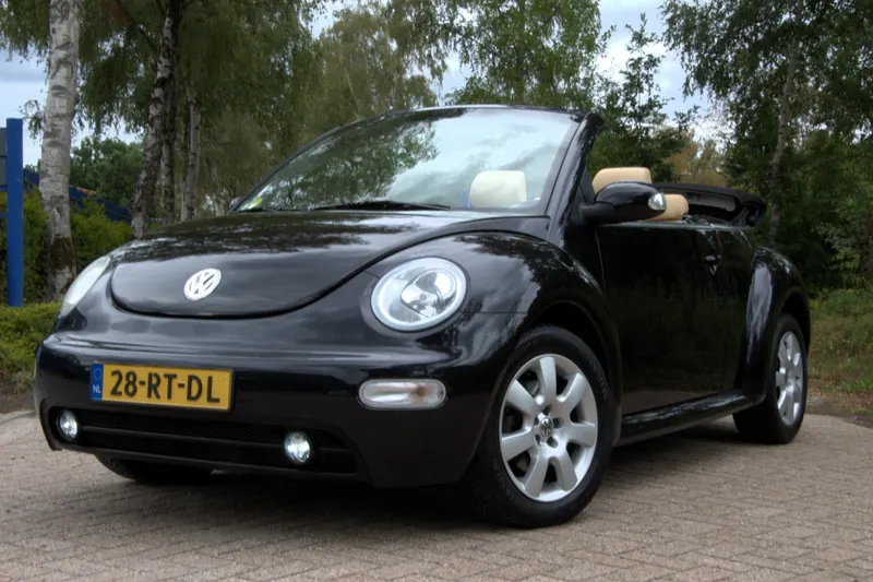 Volkswagen New Beetle (2005)