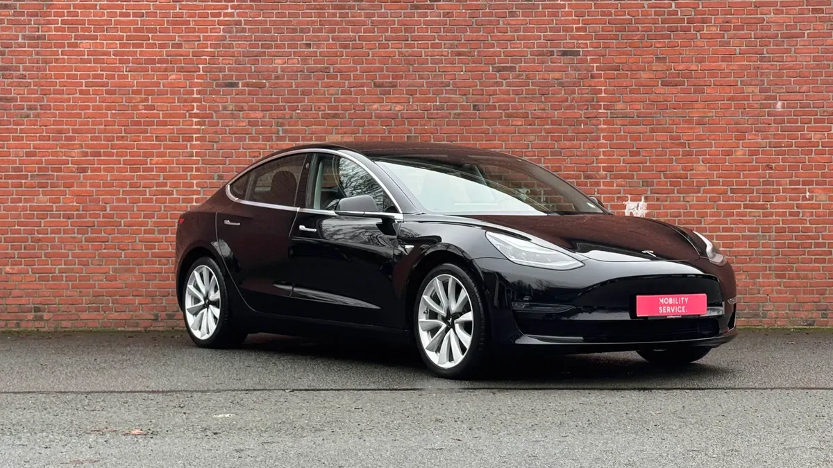 Tesla Model 3 (2019) — foto 1