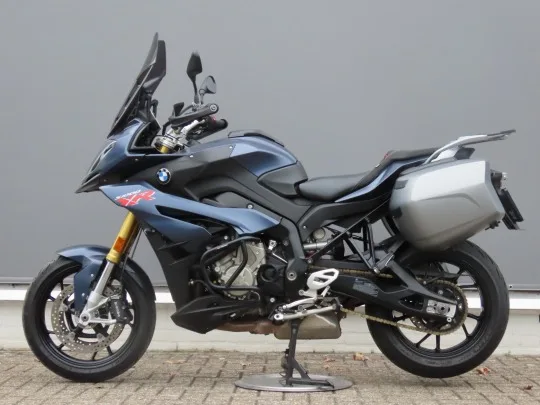 BMW S 1000 XR (2018) — foto 1
