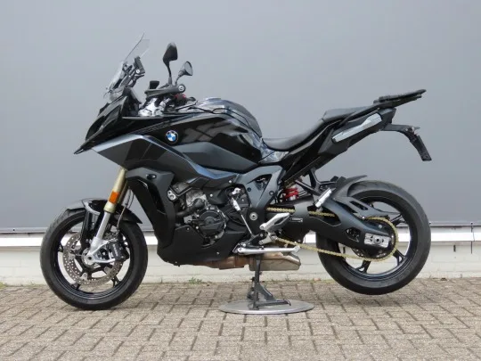 BMW S 1000 XR (2023) — foto 1