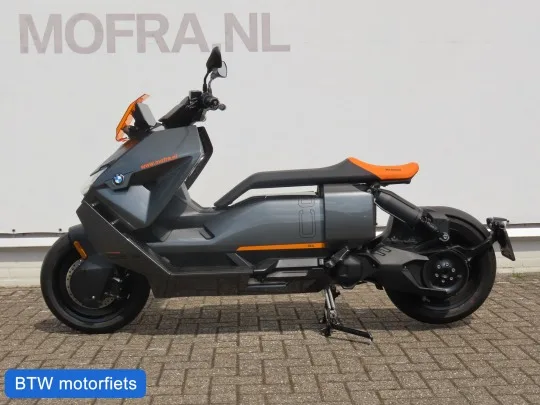 BMW CE 04 (2023) — foto 1