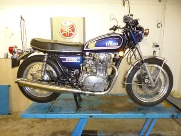 Yamaha XS 650 (1975) — foto 1
