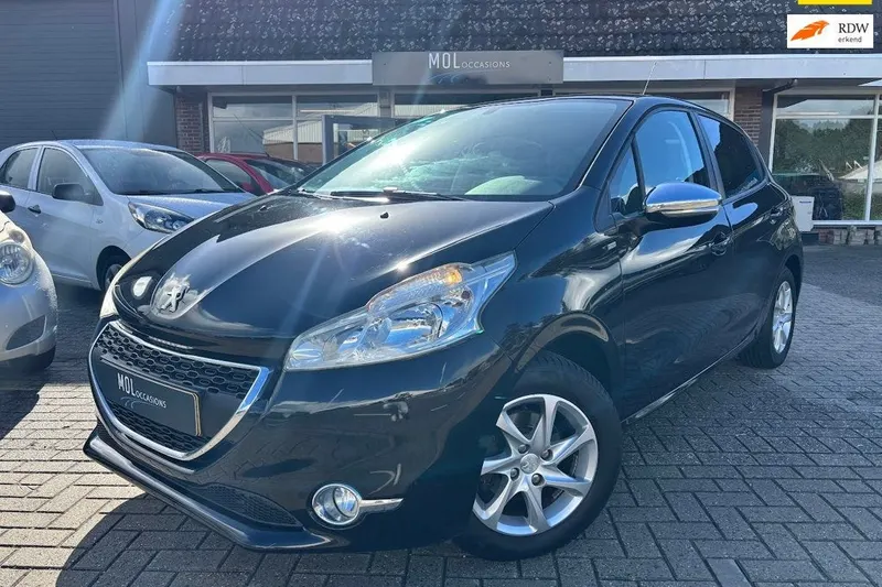 Peugeot 208 (2014)