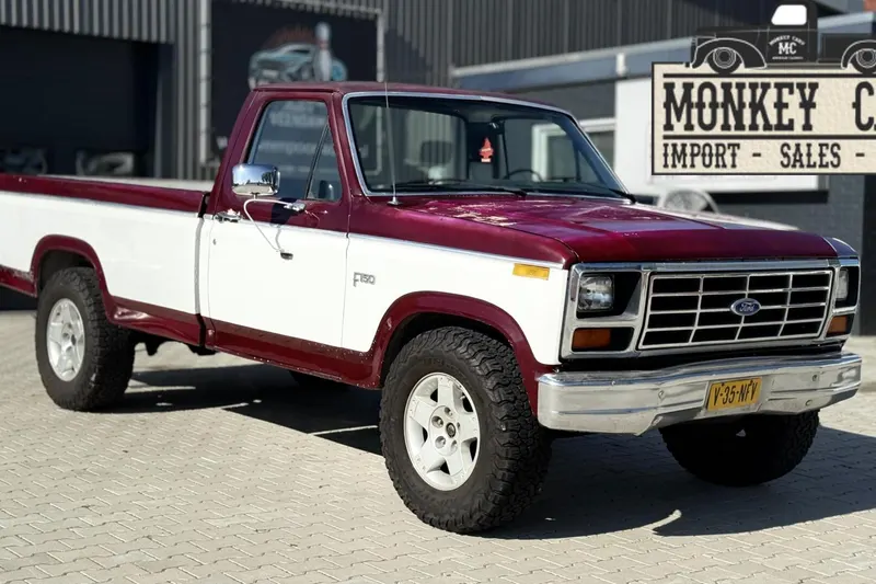 Ford F150 (1984)