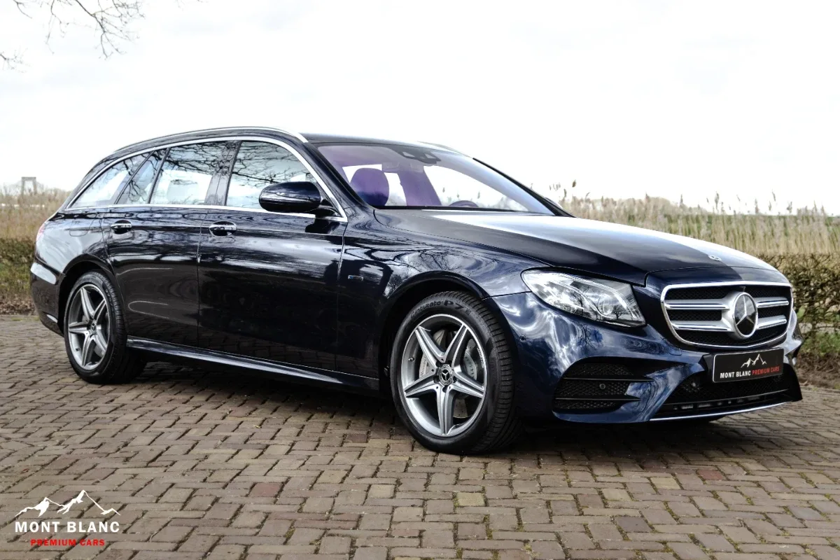 Mercedes-Benz E300de (2019) — foto 1