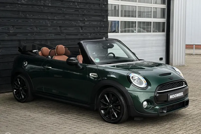 MINI Cabrio (2018)