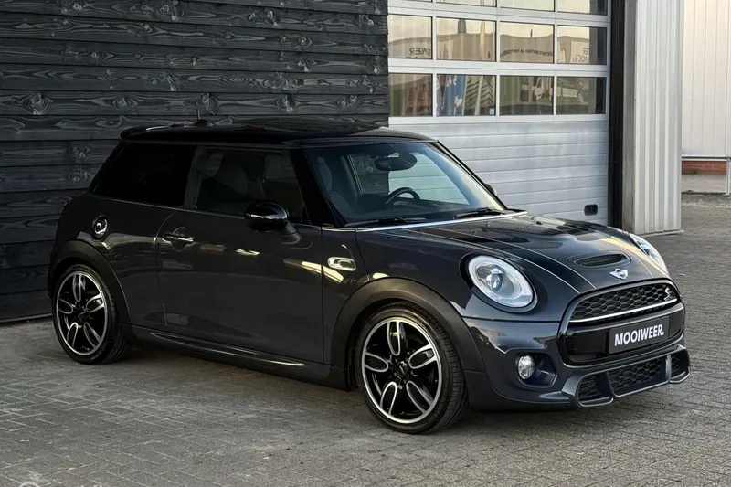 MINI Cooper (2014)
