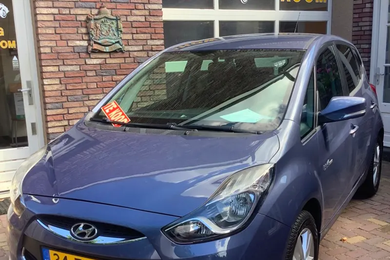 Hyundai ix20 (2012)