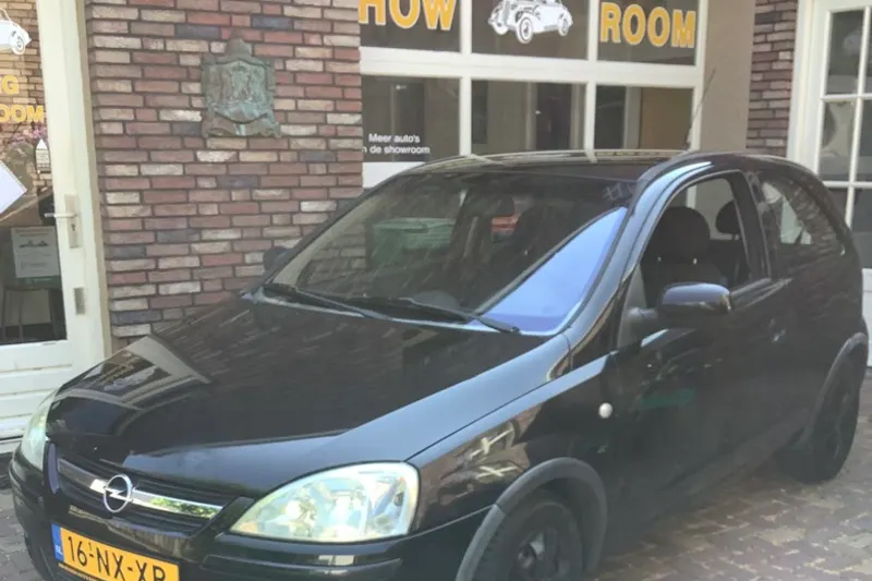 Opel Corsa (2004)