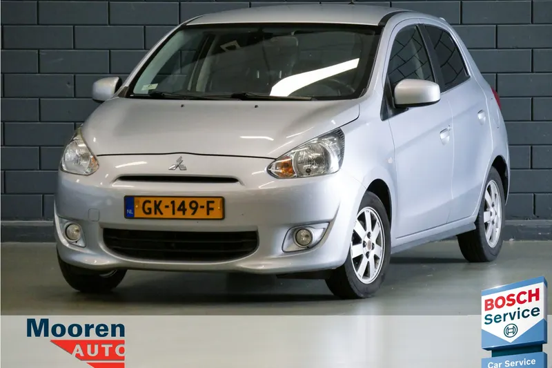 Mitsubishi Space Star (2015)