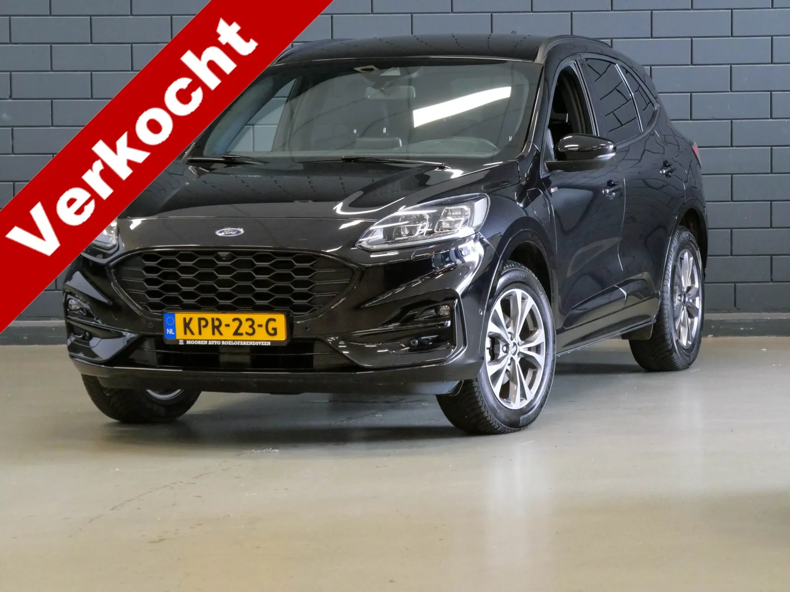 Ford Kuga (2023) — foto 1